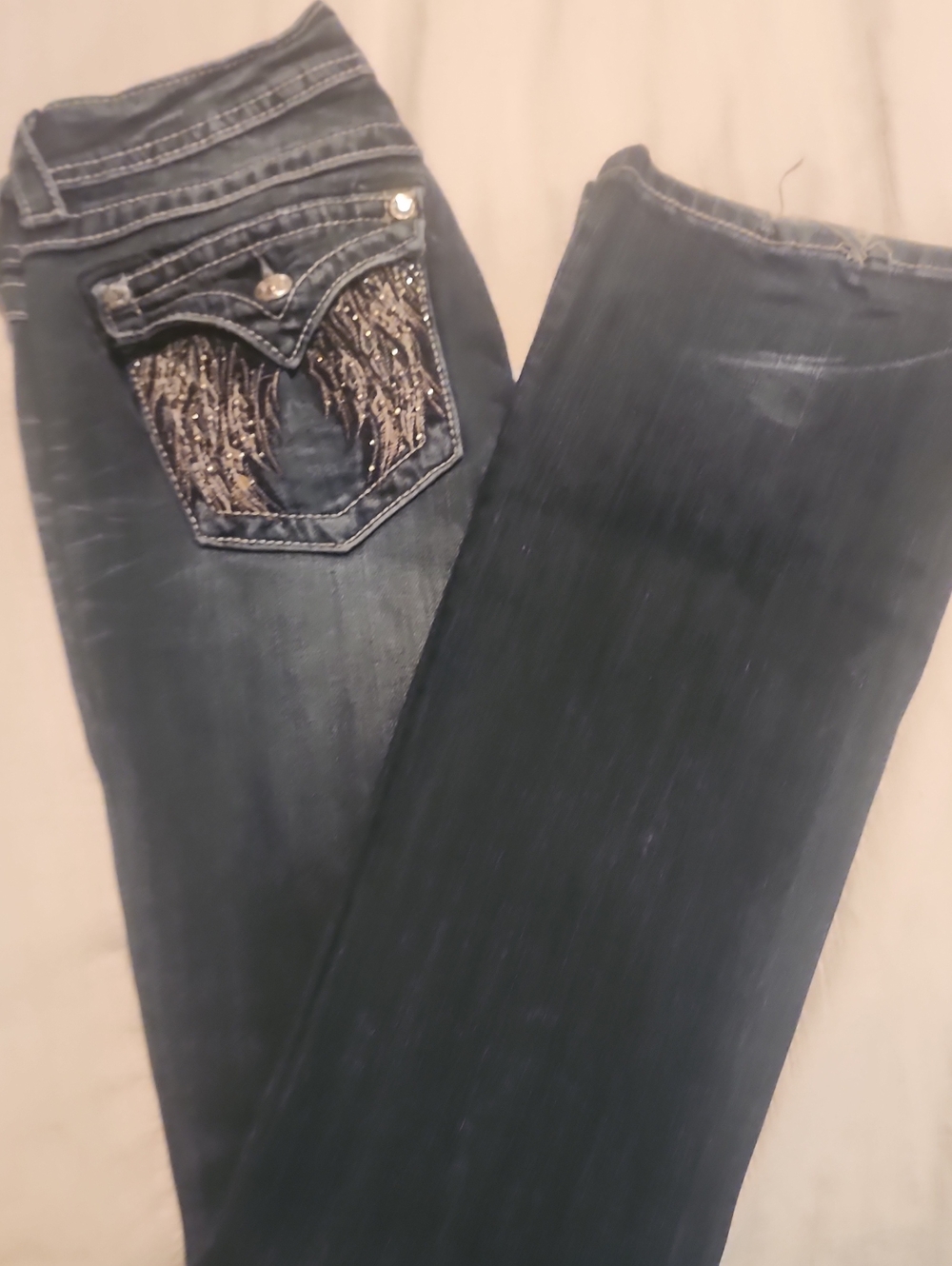 Miss Me Dark Wash Women's Jeans with Embellished Back Pockets